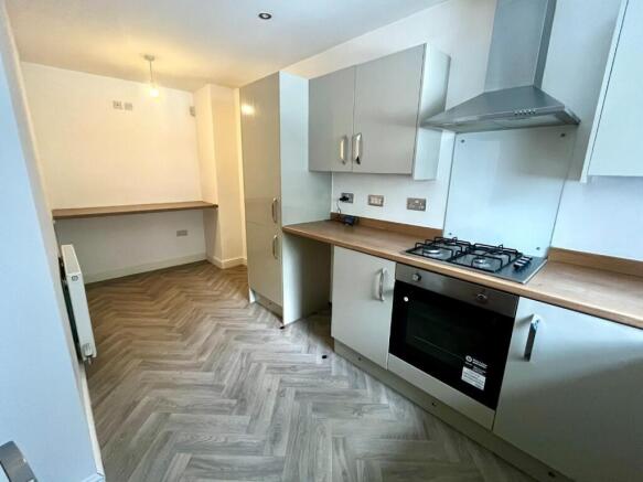 KITCHEN 1.jpeg