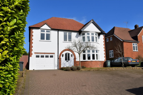 Gospel End Road, Sedgley, DY3 3YS