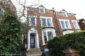 House Prices in Cromwell Avenue Highgate North London N6