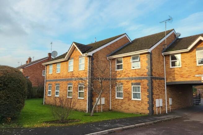 Oak Court 