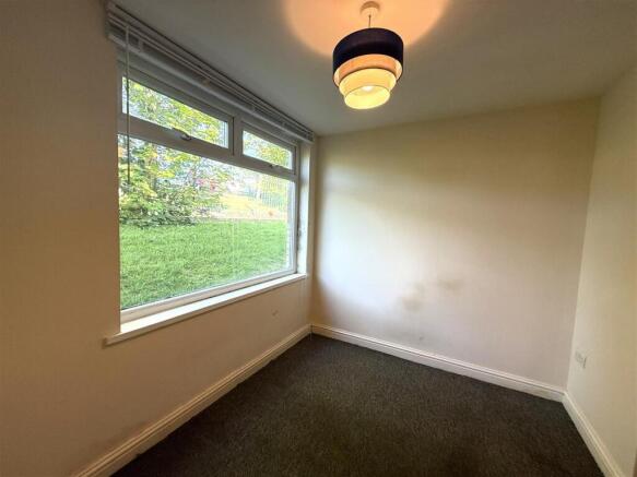 lounge area.JPG