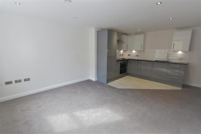 Lounge/Kitchen
