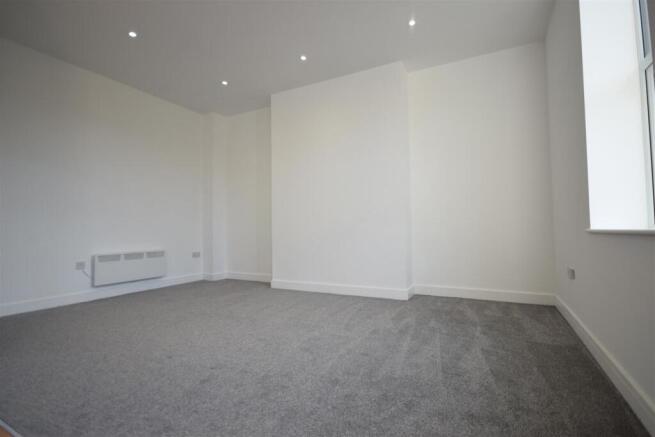 Kitchen / Lounge