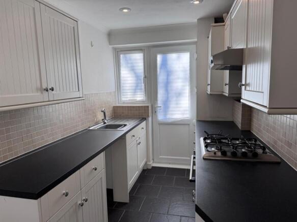 WhatsApp Image 2025-11-24 at 16.13.28 (2).jpeg