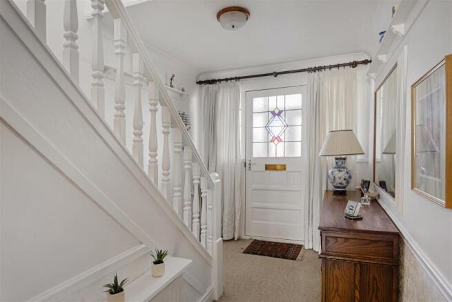 49_Greencliffe_Drive_43.jpg