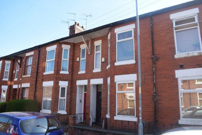 6 bedroom house to rent in standish road, manchester, m14
