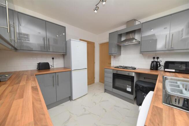 kitchen3.JPG