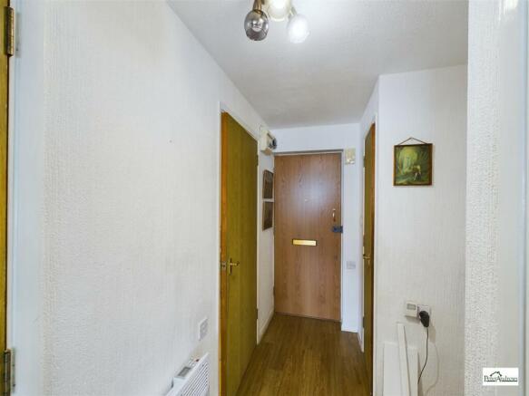 CAM02085G0-PR0113-STILL008.jpg