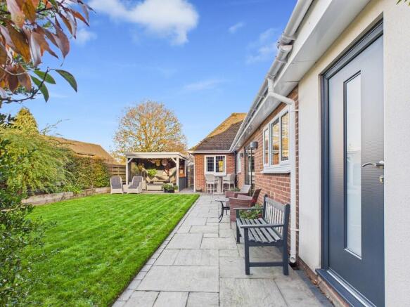 CAM03830G0-PR0240...