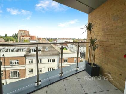 Canal Side, Maidenhead, Berkshire