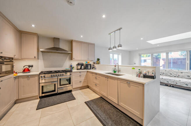 1361778-14-68e4c6...