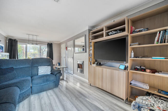 1382443-6-691eea6...