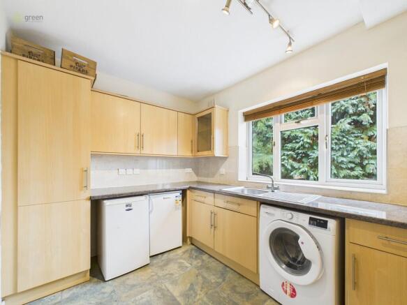 CAM03830G0-PR0239...