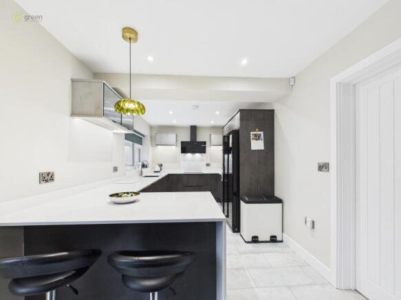 cam03830g0pr0250still022