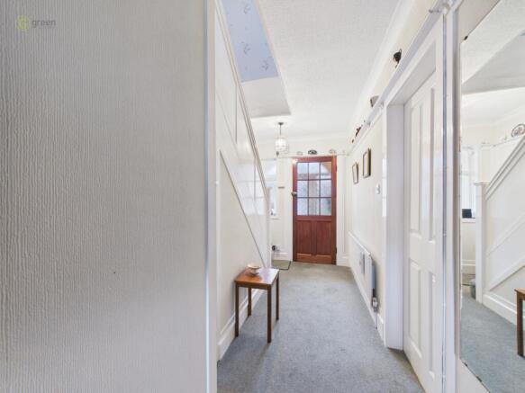 cam04914g0pr0339still002