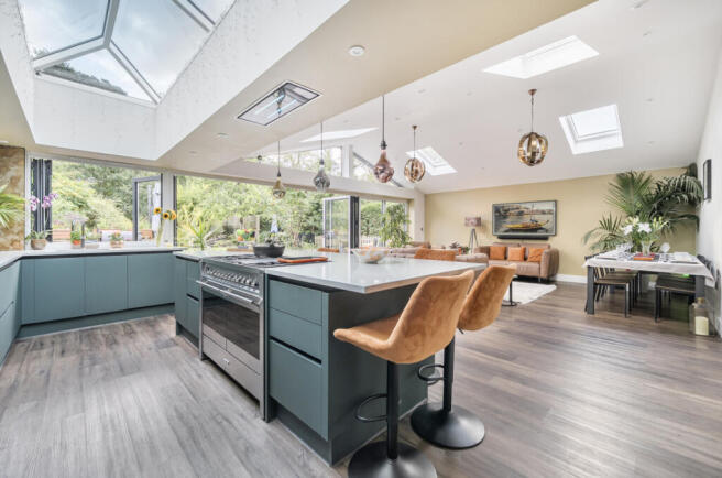 1341070-18-68bb1e...