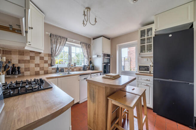 1373688-8-6902586...