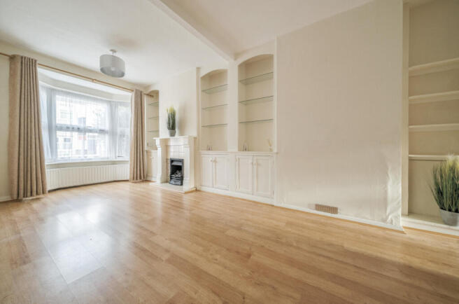 1394972-5-694973a...