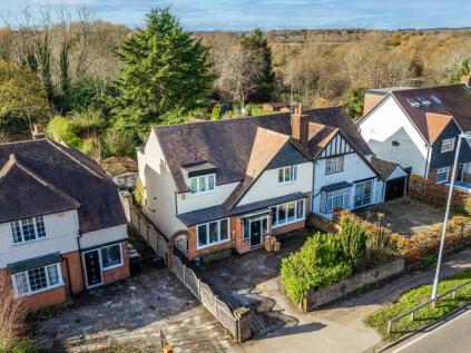 Radlett Road, Frogmore, St. Albans, Hertfordshire, AL2