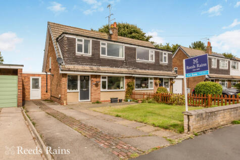 St. Oswalds Crescent, Brereton, Sandbach, Cheshire, CW11