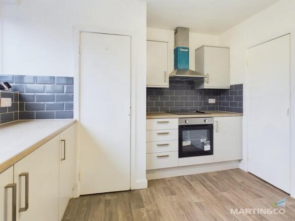 CAM03111G0-PR0200...