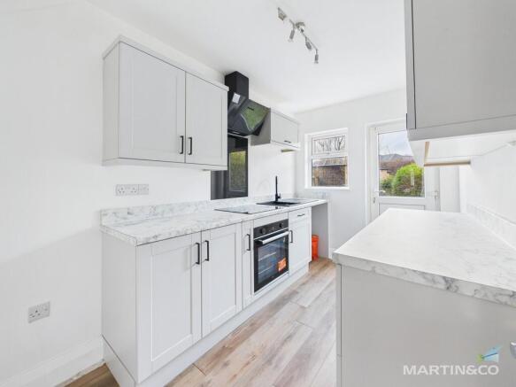 CAM03111G0-PR0417...