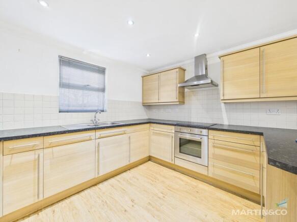 CAM03111G0-PR0413...