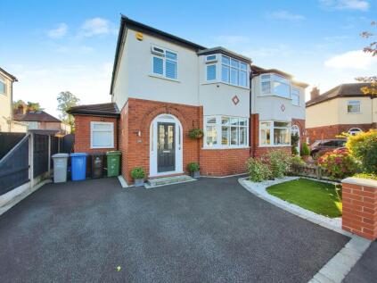 South Vale Crescent, Timperley, Altrincham, Greater Manchester, WA15