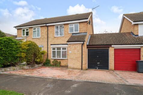 Wentworth Drive, Bishop`s Stortford, Herts, CM23