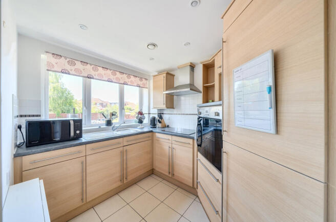 1311242-6-6852c2b...