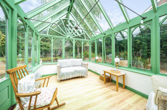 1331417-24-688b90...