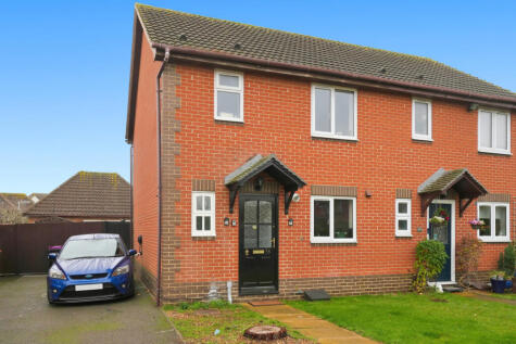 Honeysuckle Close, Bishop's Stortford, Hertfordshire, CM23