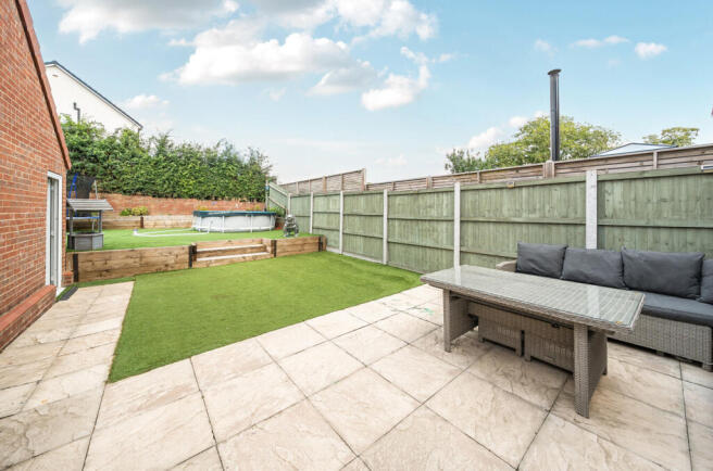 1327894-6-687a8d5...