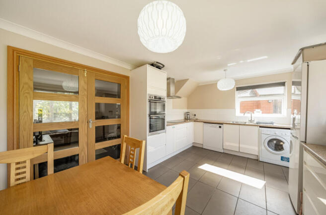 1333015-12-689237...