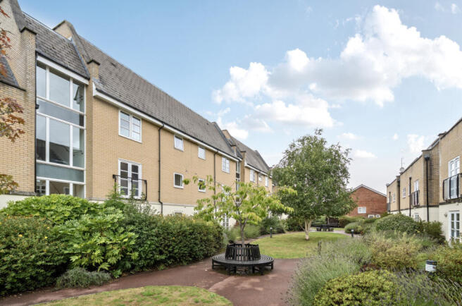 1347709-2-68b977e...