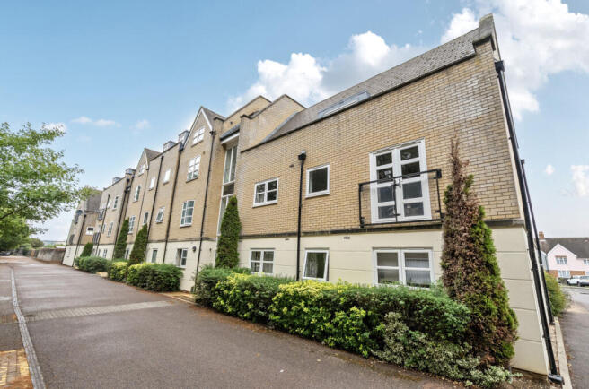 1347709-3-68b977f...