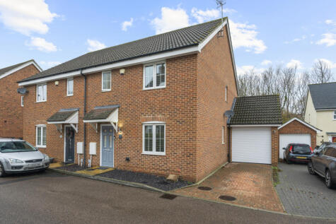 Dryvers Close, Little Canfield, Dunmow, Essex, CM6