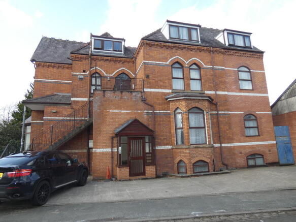 flat2highlaneext