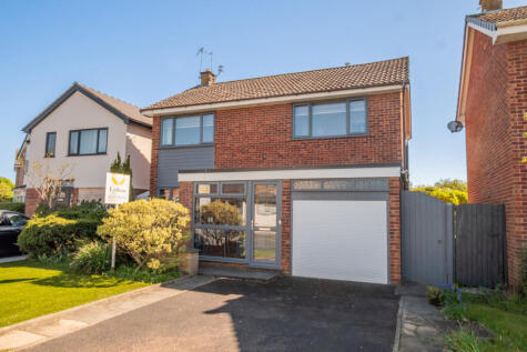 Forest Drive, Lytham St. Annes, FY8