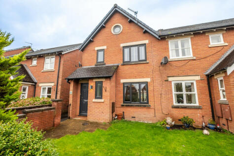 West Cliffe Square, Lytham, FY8