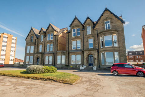 North Promenade, Lytham St. Annes, FY8