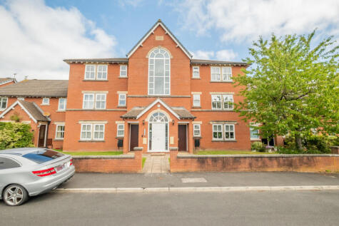 West Cliffe Square, Lytham, FY8