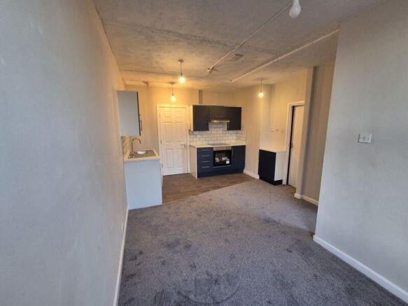 Kitchen/ Living Room