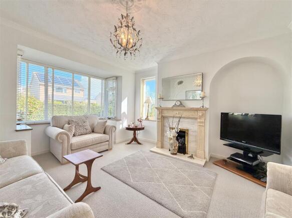 Living Room.JPG