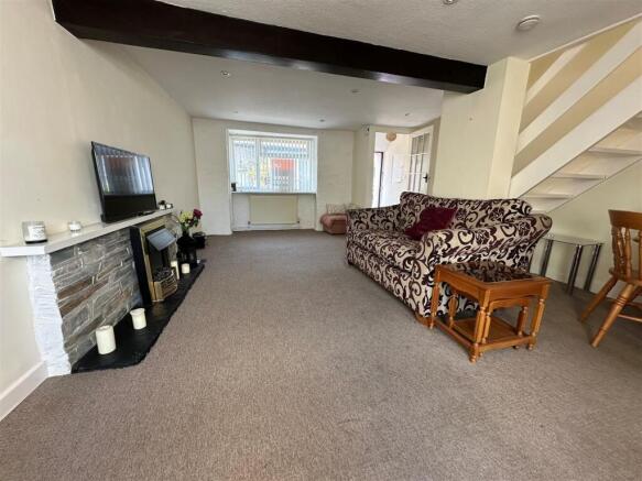 Lounge Dining Room