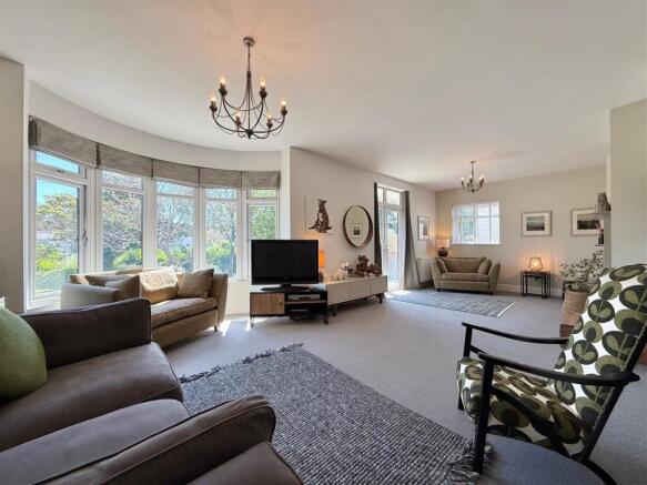Living Room.JPG