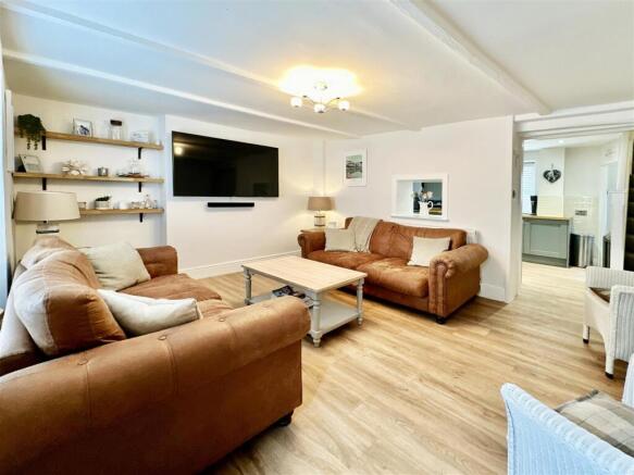 Living Room.jpg