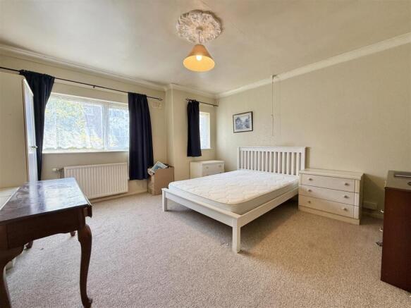 Bedroom  1.jpeg