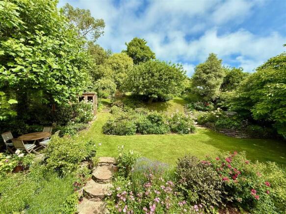 Rear Garden.jpg