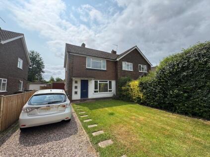 Fairlands Avenue, Fairlands, Guildford, GU3
